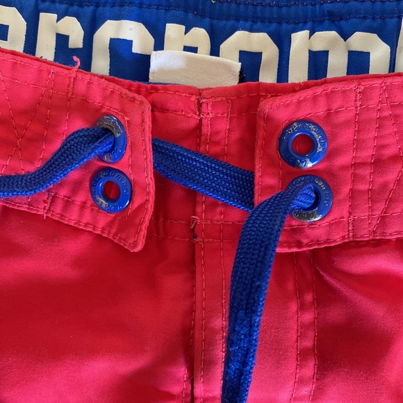 Abercrombie - Boys XL - Swim Trunks - Hot Red Pink / Magenta - Picture 7 of 15